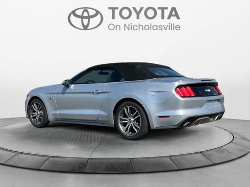 Used 2016 Ford Mustang GT Premium RWD image 3