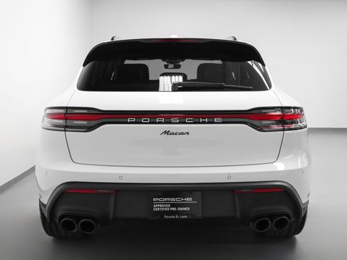 Certified 2026 Porsche Macan image 11