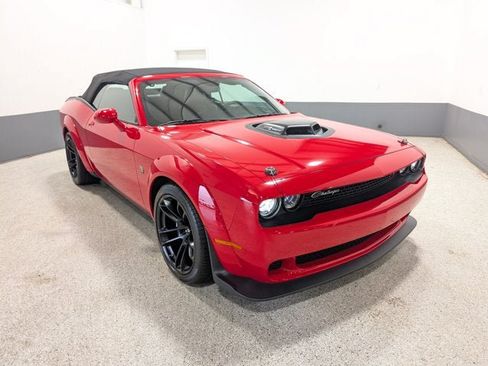 Used 2023 Dodge Challenger R/T Scat Pack RWD image 9