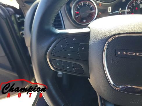 Used 2023 Dodge Challenger SXT RWD image 17