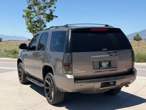 Used 2012 GMC Yukon SLT AWD/4WD image 8