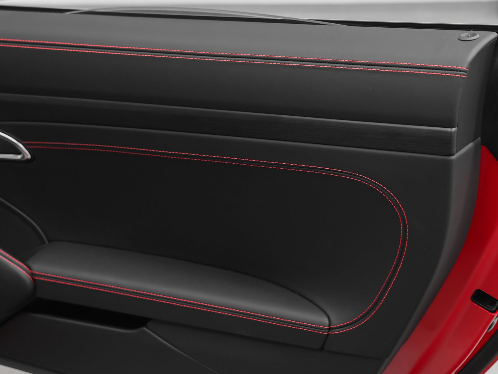 Certified 2025 Porsche 718 Cayman GTS RWD image 29