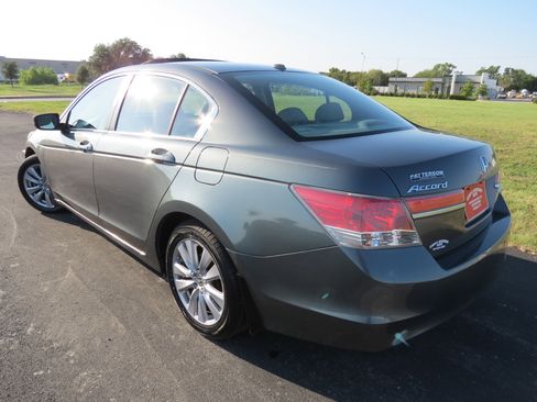 Used 2011 Honda Accord EX-L image 5