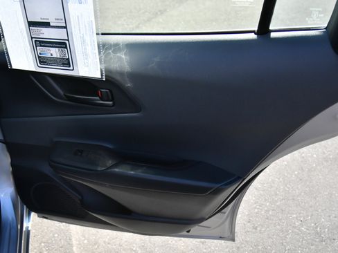 Used 2024 Toyota Prius LE FWD image 39