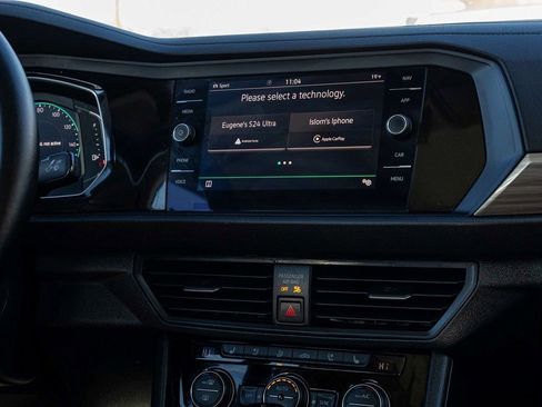 Used 2024 Volkswagen Jetta SEL image 21