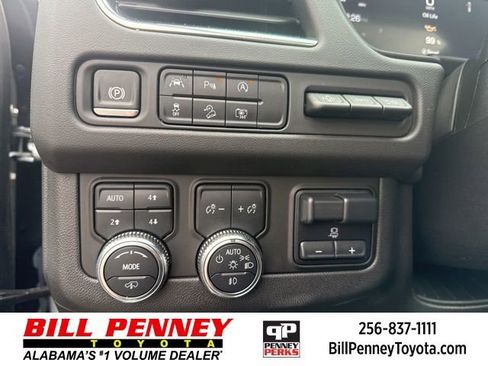 Used 2024 GMC Yukon XL AT4 w/ AT4 Premium Plus Package image 27