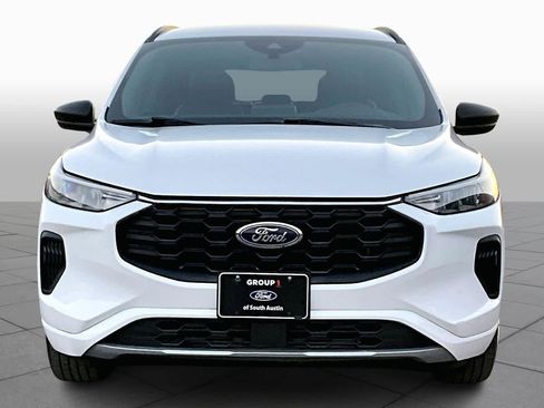 Certified 2023 Ford Escape ST-Line image 3