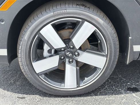 New 2026 Hyundai Santa Fe Limited AWD/4WD image 17