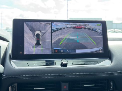 Used 2024 Nissan Rogue Platinum image 35