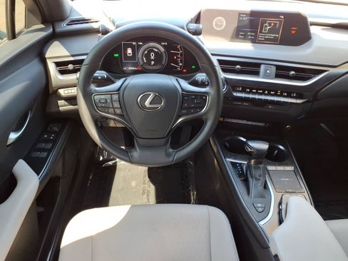 Used 2021 Lexus UX 250h AWD/4WD image 16