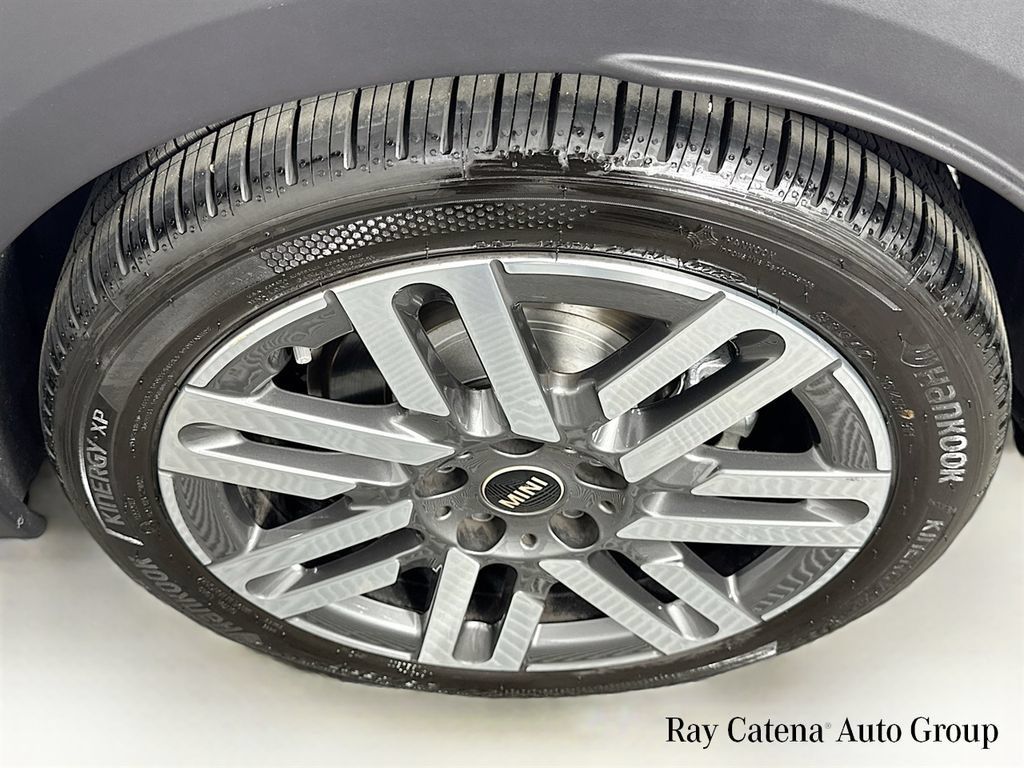 Used 2026 MINI Cooper 2-Door Hardtop FWD image 29