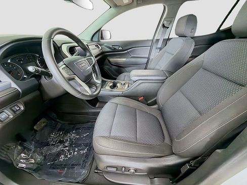 Used 2023 GMC Acadia SLE w/ Driver Convenience Package image 18