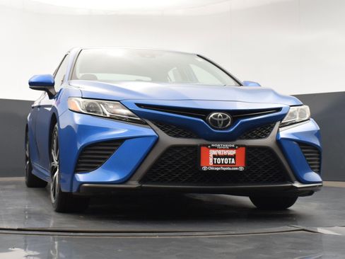 Used 2019 Toyota Camry SE image 28