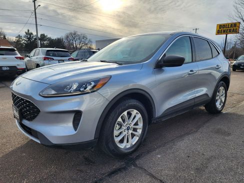 Used 2022 Ford Escape SE AWD/4WD image 4