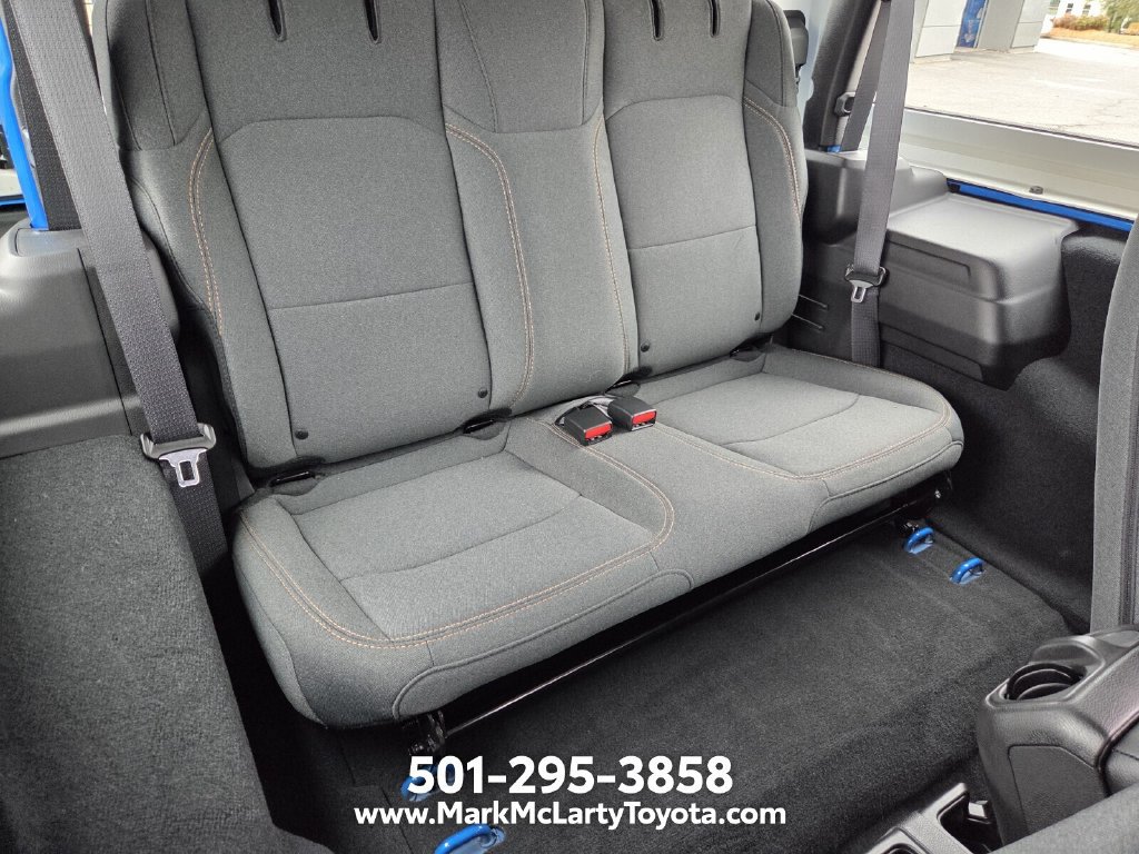 Used 2026 Jeep Wrangler Sport AWD/4WD image 12