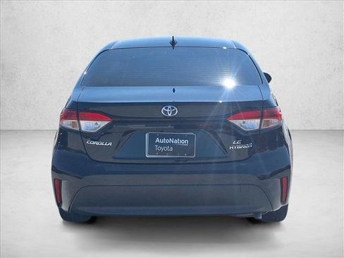 Certified 2024 Toyota Corolla LE FWD image 7