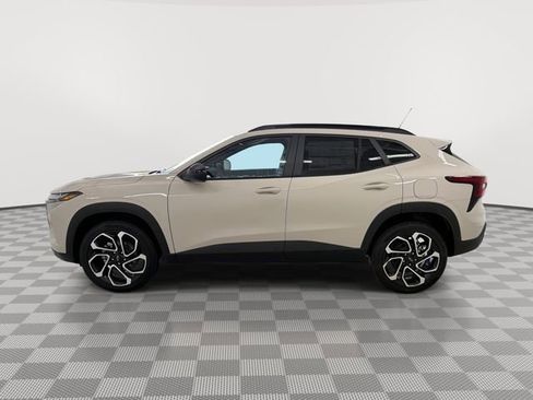 New 2026 Chevrolet Trax RS w/ Driver Confidence Package image 9