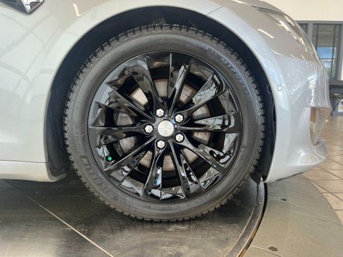 Used 2017 Tesla Model S 75D AWD/4WD image 33