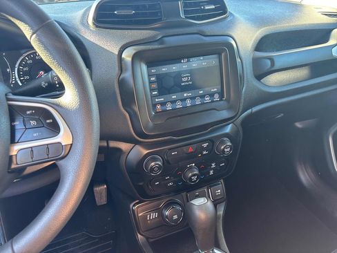 Used 2021 Jeep Renegade Sport w/ Sport Appearance Group image 16