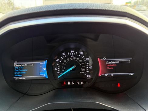 Used 2017 Ford Edge Titanium w/ Equipment Group 301A image 18