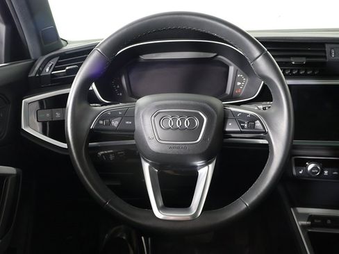 Used 2025 Audi Q3 2.0T Premium image 35