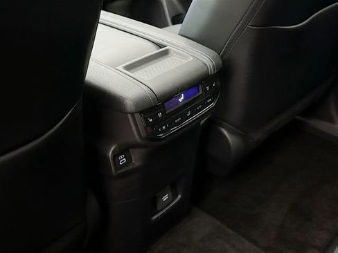 Used 2024 Toyota Grand Highlander AWD Hybrid image 26