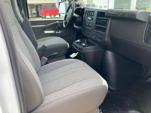 New 2026 Chevrolet Express 3500 w/ Power Convenience Package RWD image 4