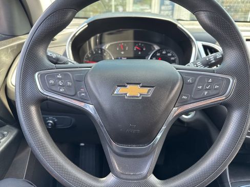 Used 2020 Chevrolet Equinox LT AWD/4WD image 6