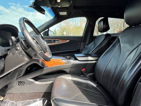 Used 2020 Lincoln Nautilus Reserve FWD image 19