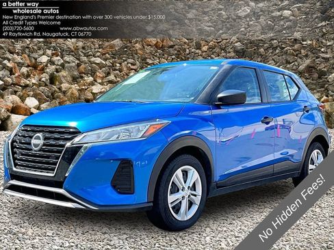 Used 2024 Nissan Kicks S FWD image 1