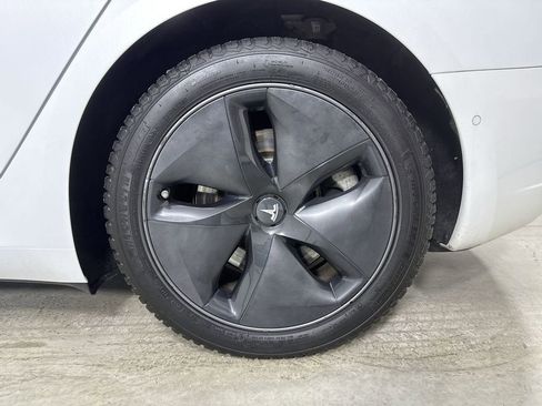 Used 2018 Tesla Model 3 Long Range image 14