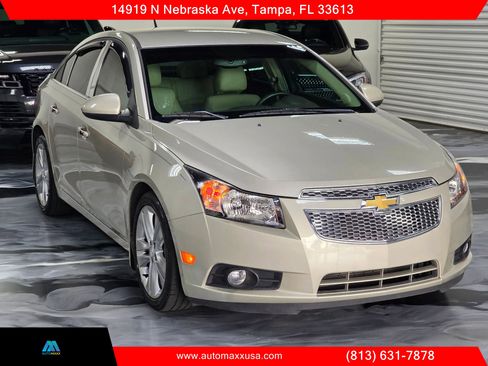 Used 2014 Chevrolet Cruze LTZ w/ Enhanced Safety Package image 4