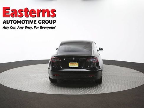Used 2019 Tesla Model 3 Standard Range RWD image 29