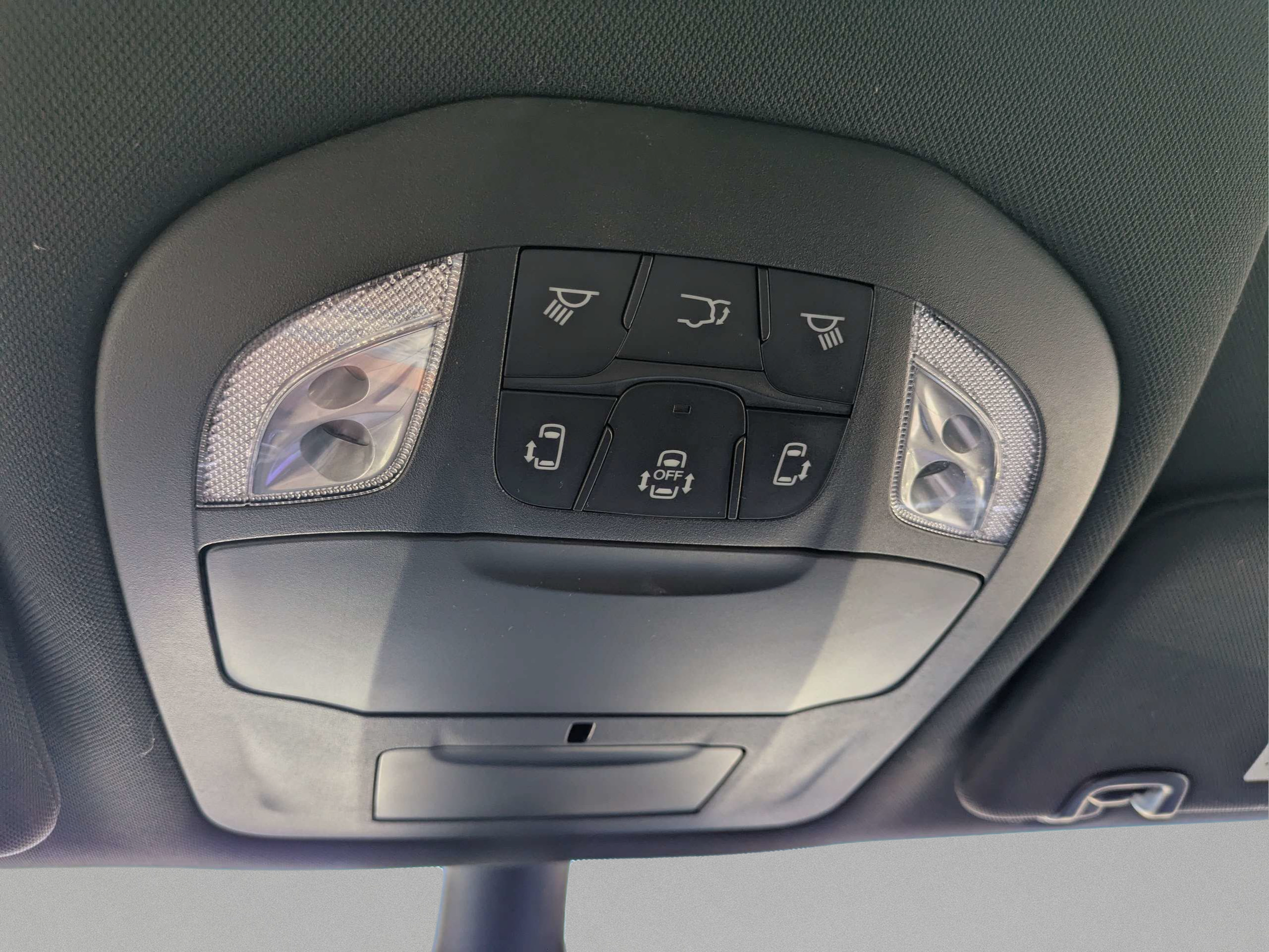 Used 2025 Chrysler Pacifica Select FWD image 21