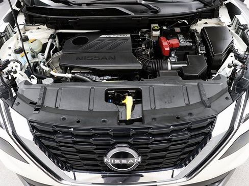 Used 2023 Nissan Rogue S image 28