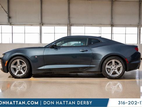 Used 2022 Chevrolet Camaro LT image 2
