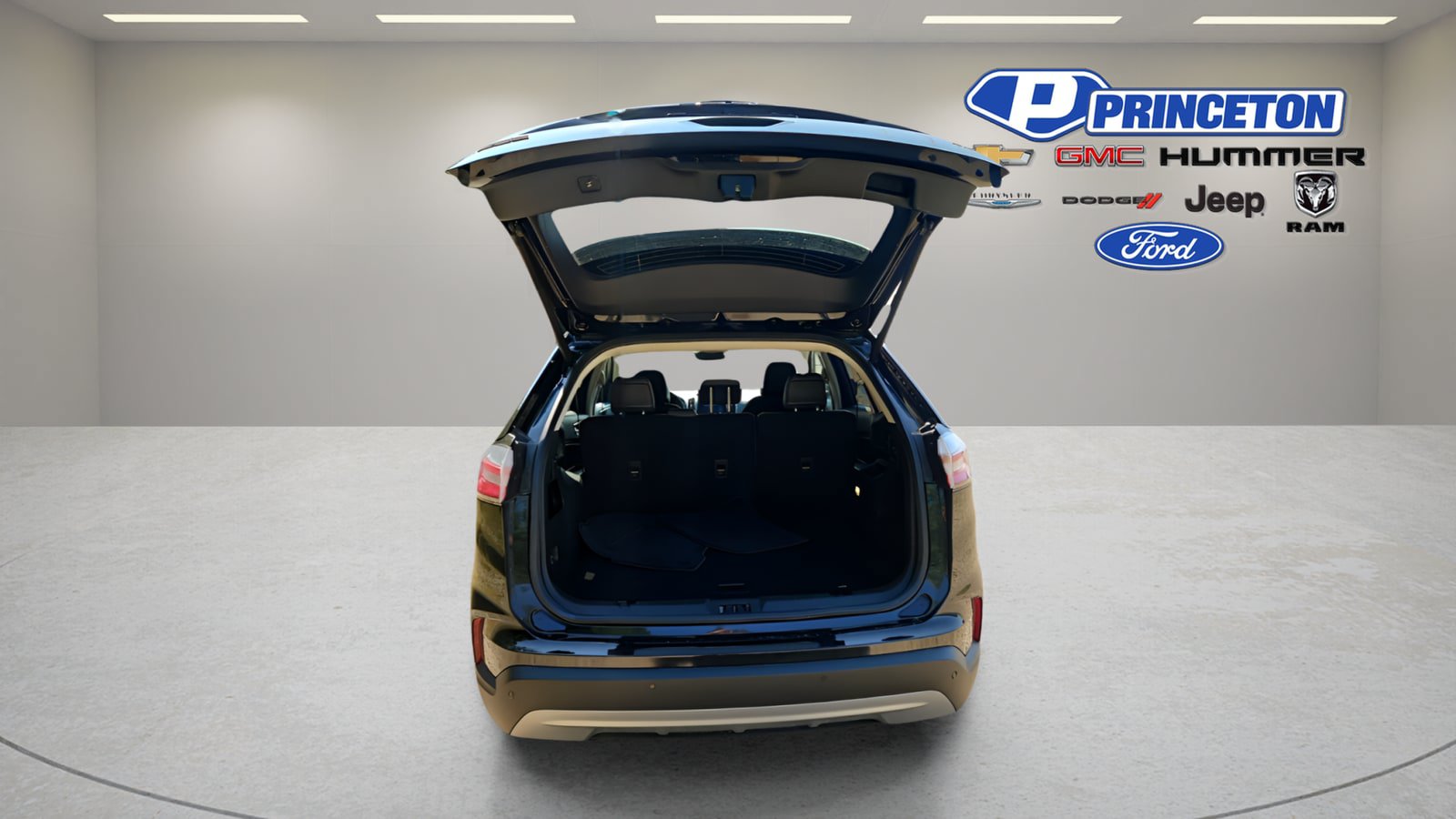 Used 2024 Ford Edge SEL w/ Convenience Package AWD/4WD image 9