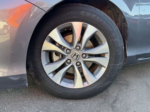 Used 2015 Honda Accord LX image 9