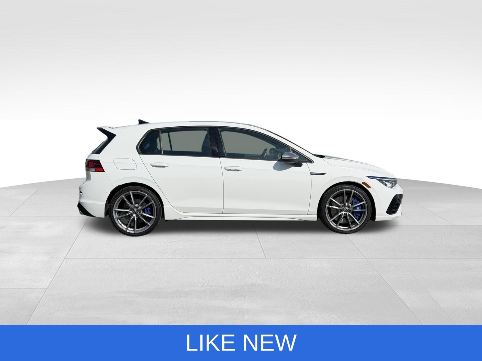 Used 2024 Volkswagen Golf R AWD/4WD image 11