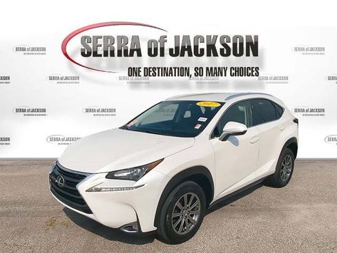 Used 2017 Lexus NX 200t FWD image 4