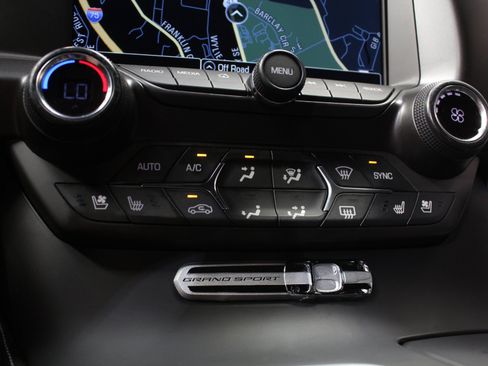 Used 2019 Chevrolet Corvette Grand Sport RWD image 86