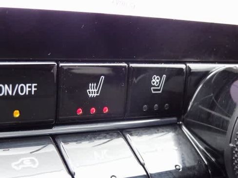 Used 2026 Chevrolet Colorado ZR2 w/ Technology Package image 31