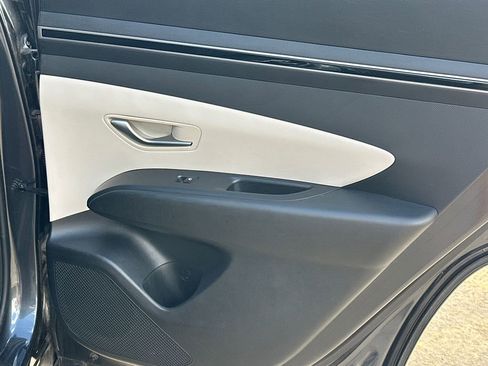 Used 2024 Hyundai Tucson SEL image 16