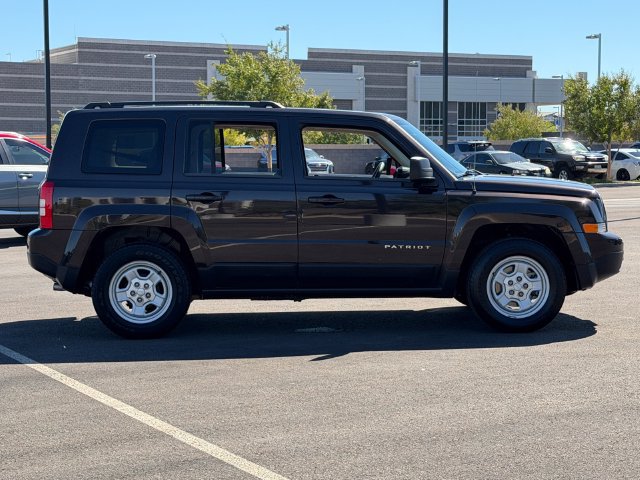 Used 2014 Jeep Patriot Sport w/ Power Value Group FWD image 9