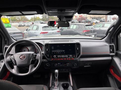 Used 2026 Nissan Frontier PRO-4X AWD/4WD image 28
