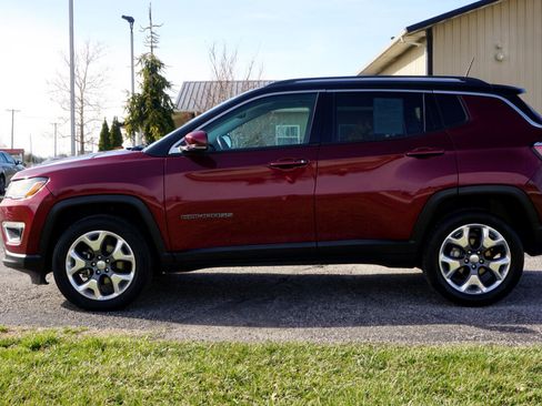 Used 2021 Jeep Compass Limited image 28