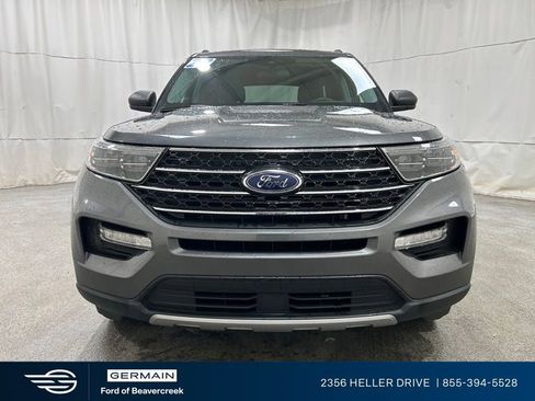 Certified 2022 Ford Explorer XLT w/ Equipment Group 202A image 3
