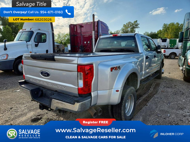 Used 2019 Ford F350 XL w/ STX Appearance Package AWD/4WD image 4