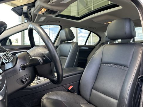 Used 2014 BMW 528i xDrive Sedan AWD/4WD image 9