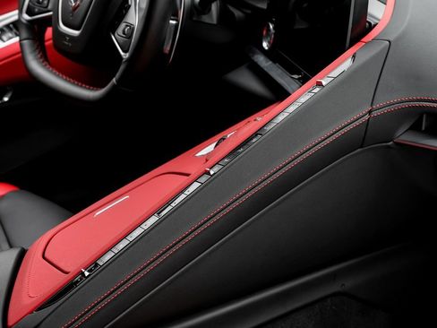 Used 2021 Chevrolet Corvette Stingray 2LT w/ Battery Protection Package image 15